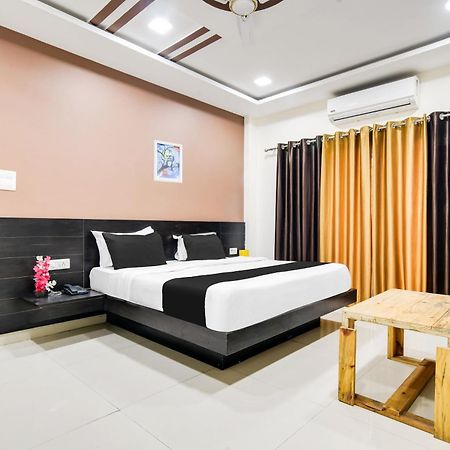 Super Collection O Indore Near Omax City 1 Kanadiya Esterno foto