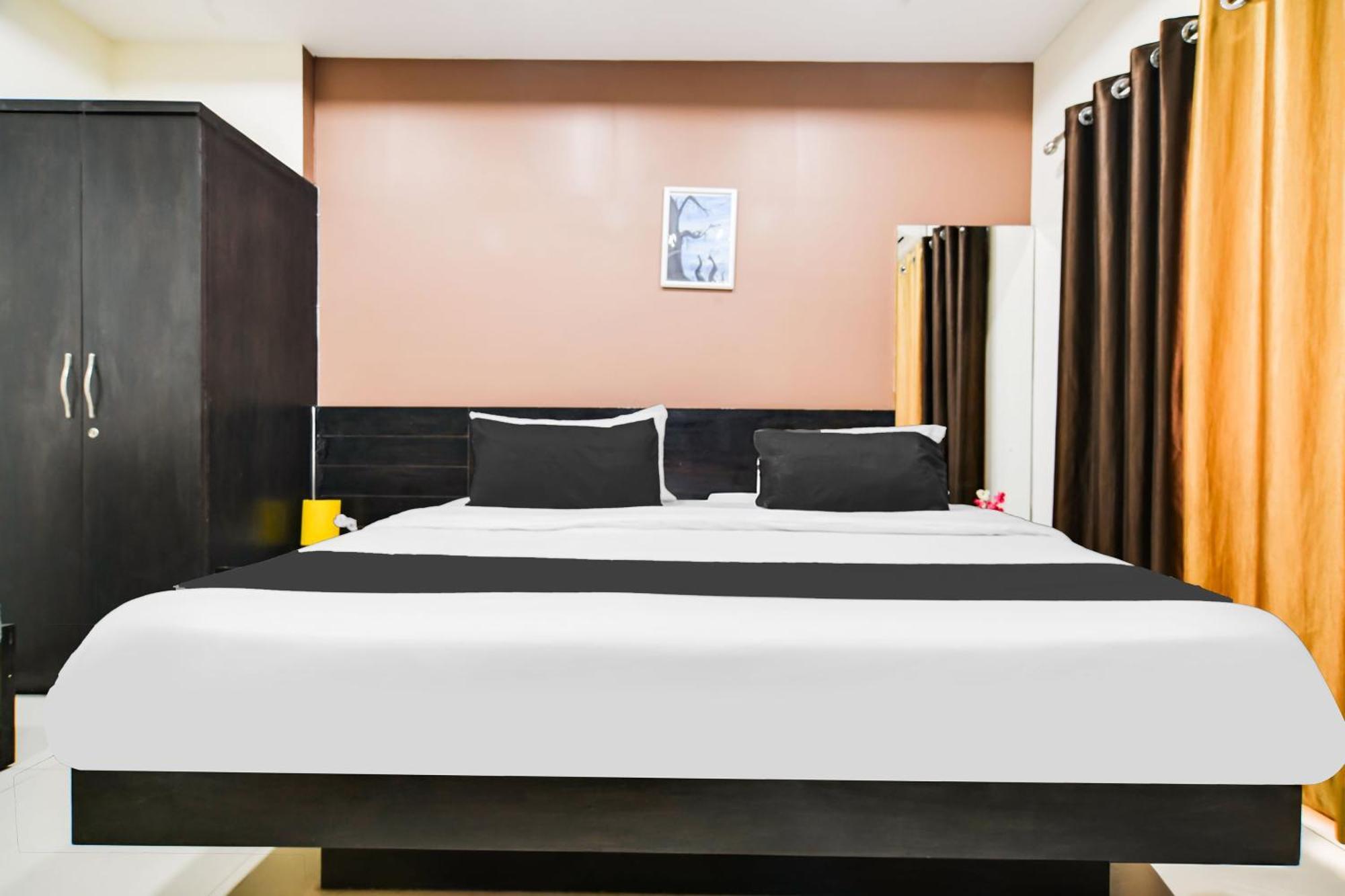 Super Collection O Indore Near Omax City 1 Kanadiya Esterno foto